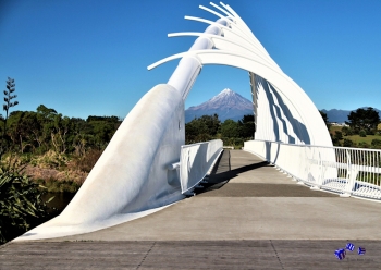 A3 Ringbindung von 12 Qualit�tsdrucken Br�cken bitte anklicken !